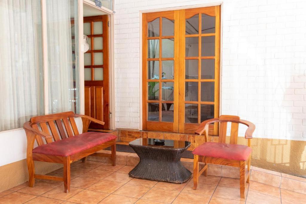 Sura Bed And Breakfast San José Buitenkant foto